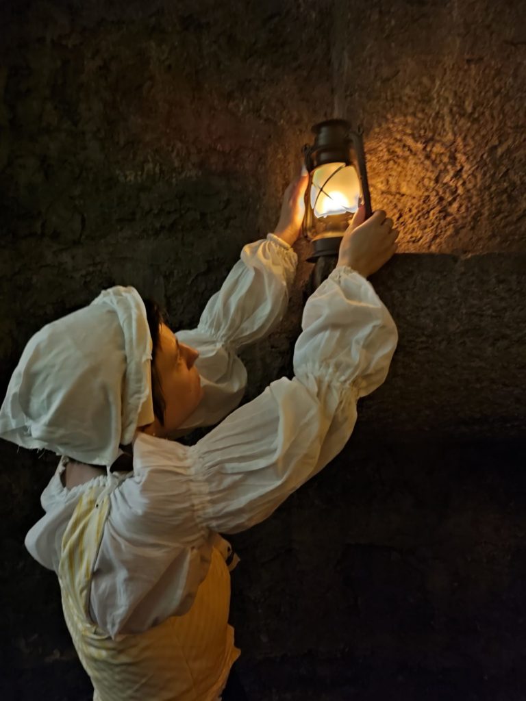Apéro avec V.U.E. à la Grande Saline : visite costumée avec Jehanne Meurdesoif